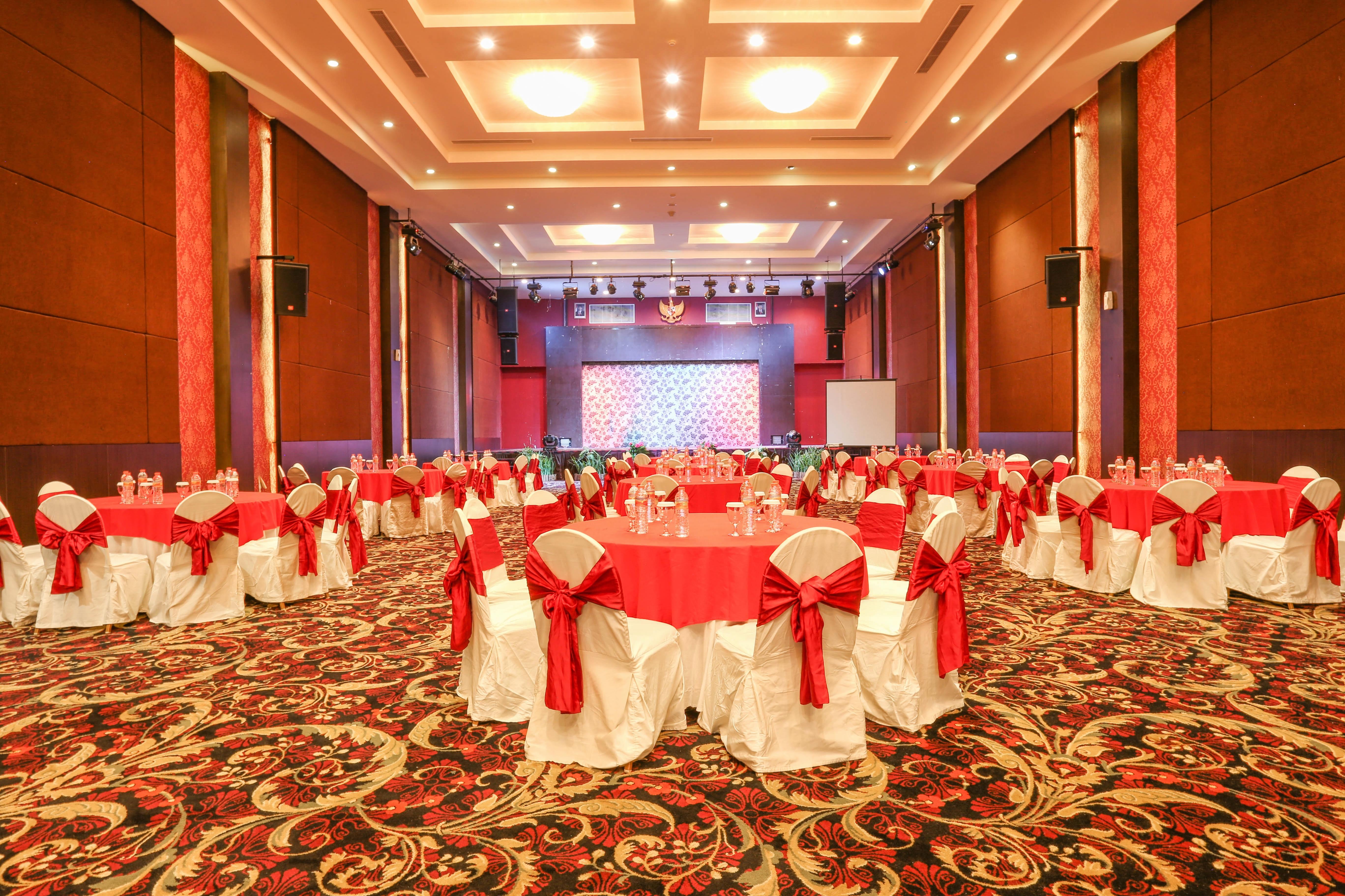 Lombok Plaza Hotel And Convention Mataram Exterior foto